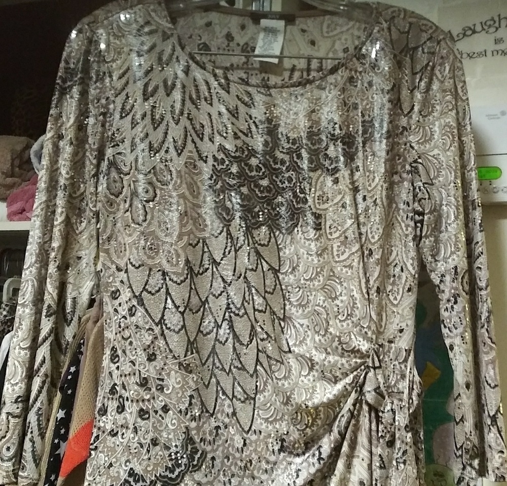 JVS blouse v neck